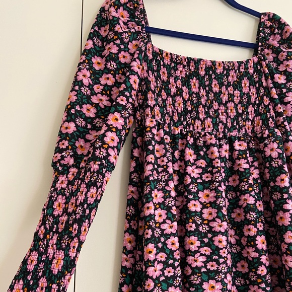 Topshop Dresses & Skirts - Topshop floral dress